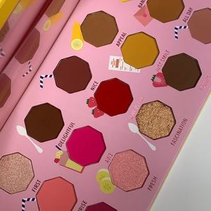 Women Moira Eyeshadow Pallette, Colorful, 15 summer colors nudes pink and glitte